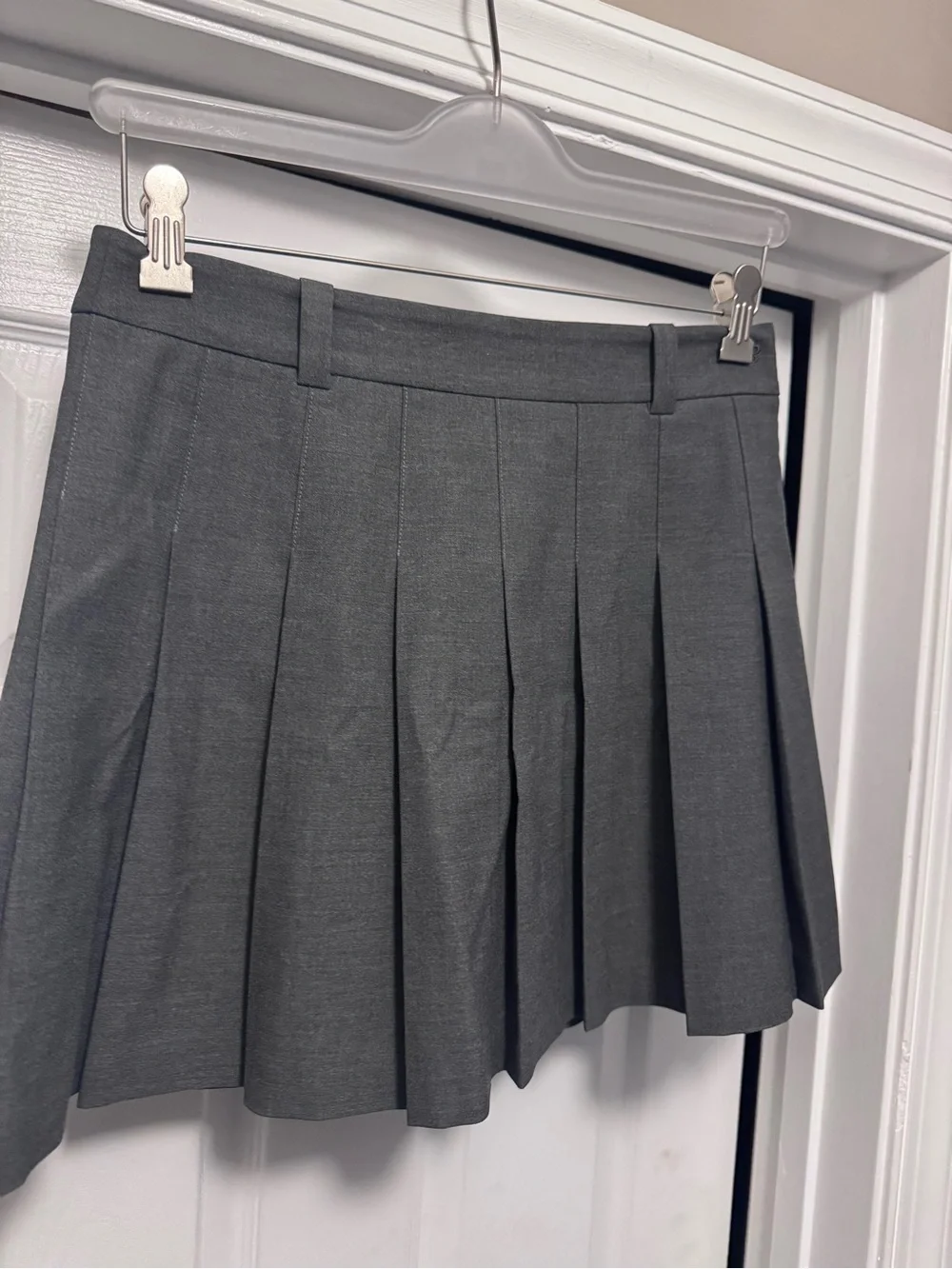Aritzia skater skirt